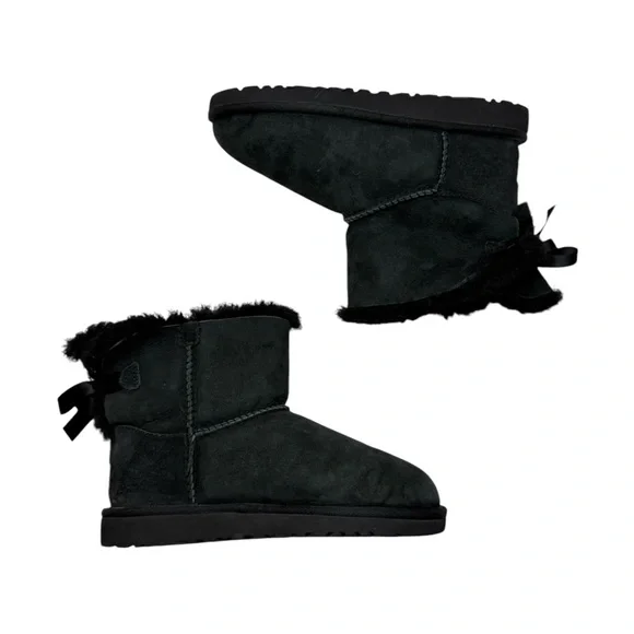 UGG Mini Bailey Bow II Black Boots Size 4 - Picture 2 of 7